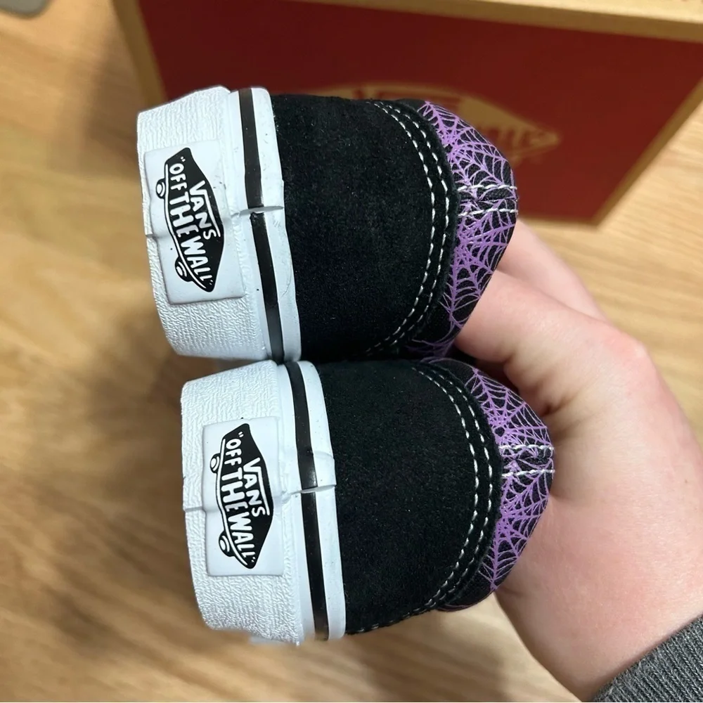 Vans Glow in the Dark Spider Web Sneakers Shoes NEW  Sz 11 Youth Kids Toddler